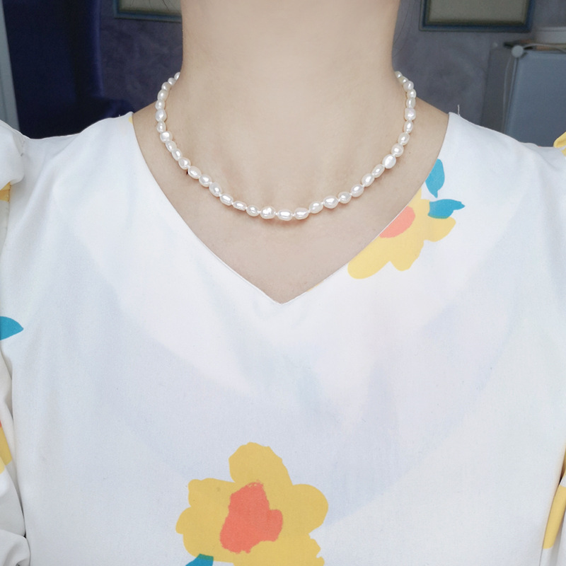 pop necklace