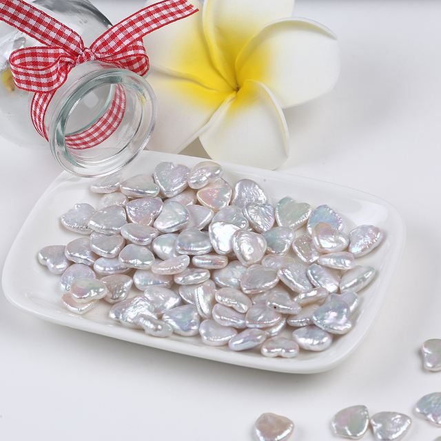 Heart Shape Freshwater Irregular Pearl with No Hole for Jewelry