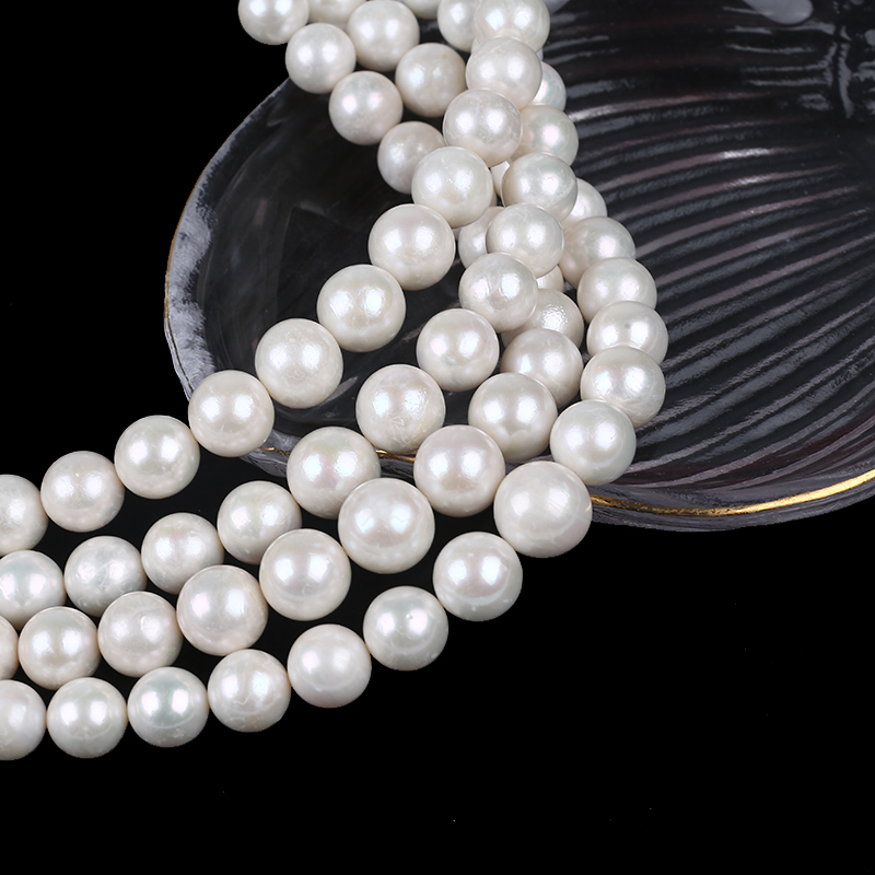 cultured freshwater pearl