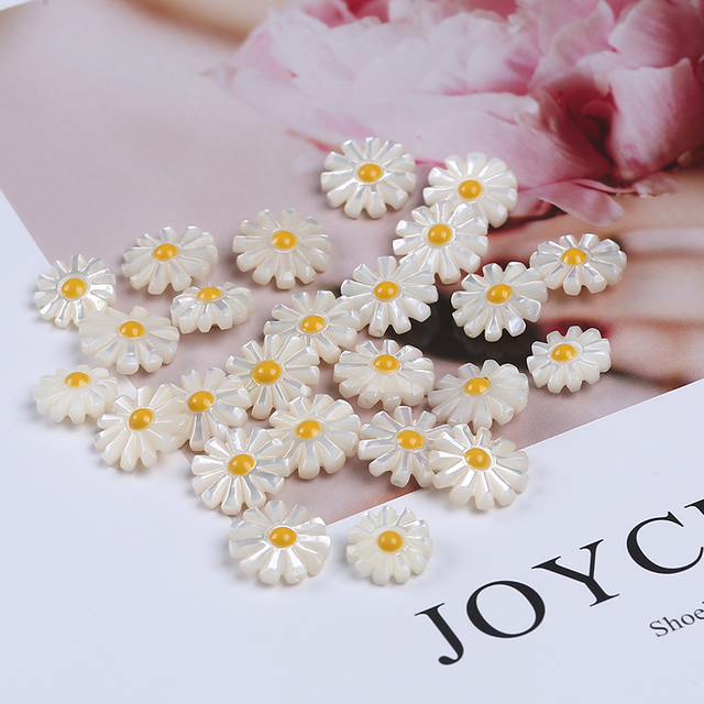 Freshwater Shell Flower Shape DIY Bead for Decoration