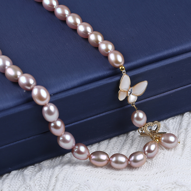 Fashion Pearl Butterfly Necklace for Women