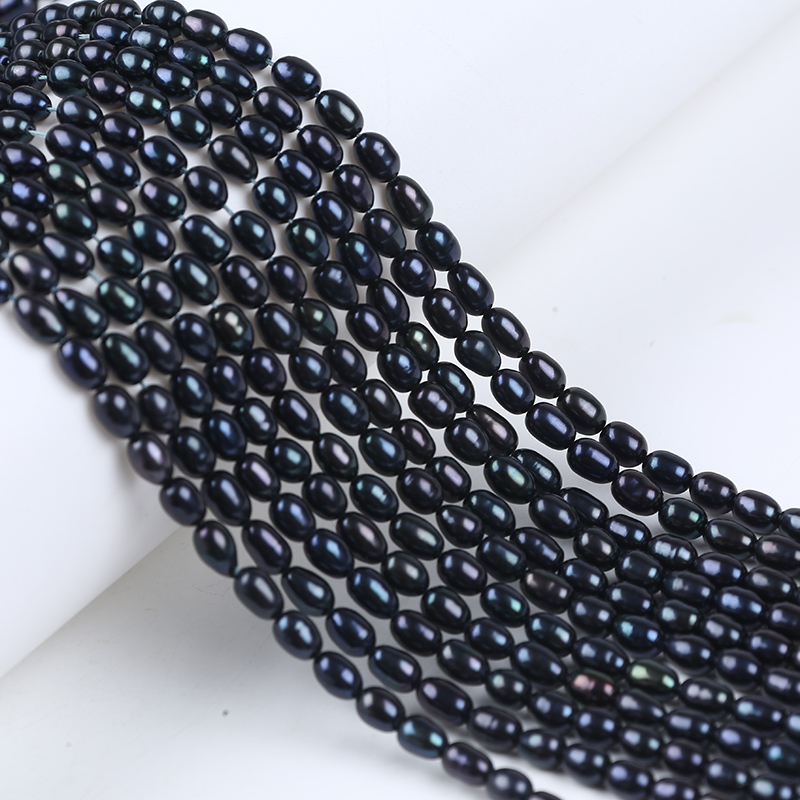 4-5mm Black Color Small Rice Pearl for Choker
