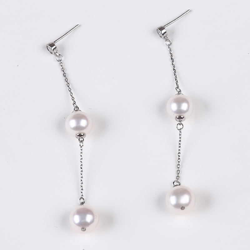 Temperamental And Elegant Silver Chain Pearl Earring for Party