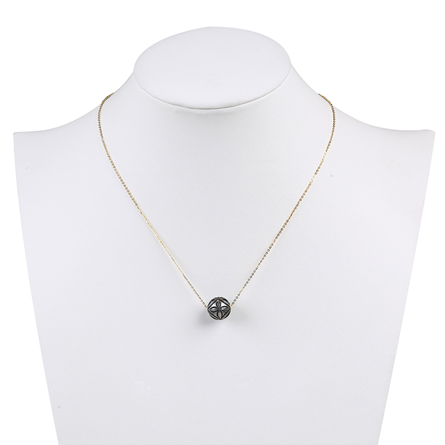Elegance Manual Carving Tahiti Pearl Pendant with Chain Necklace