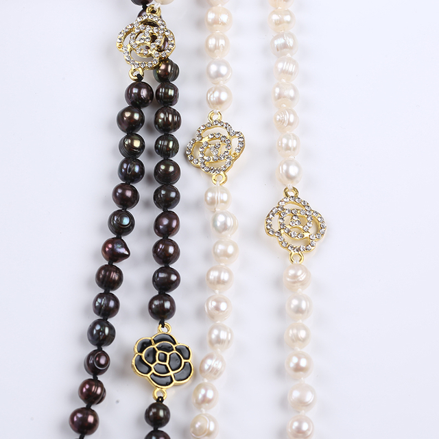 Classic White And Black Long Pearl Sweater Necklace