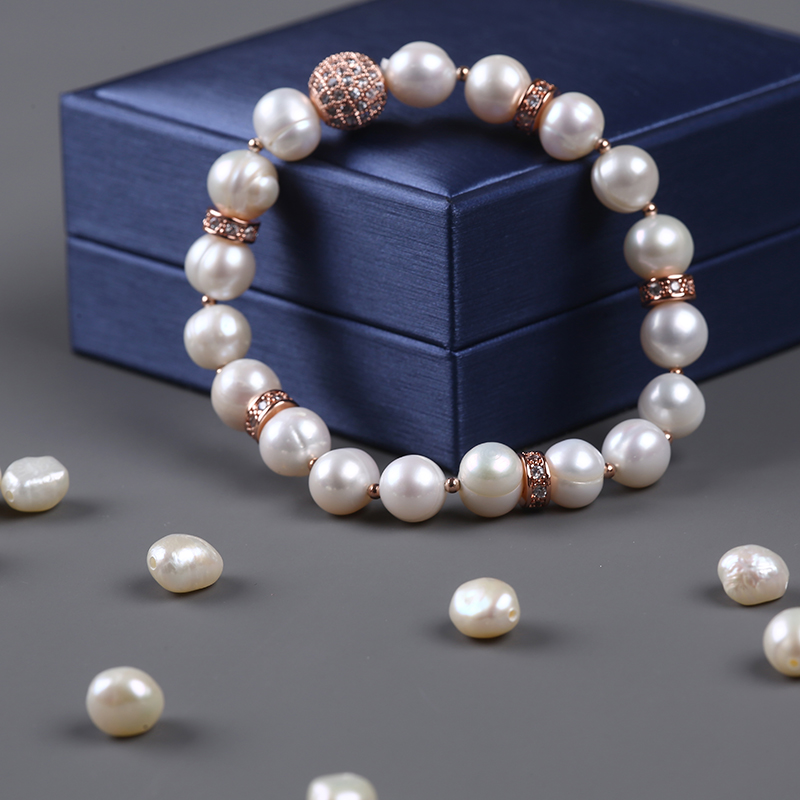 Cultured Freshwater Pearl Elastic Bracelet with CZ Accessories