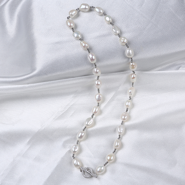 White Color Baroque Shape Pearl Necklace for Women